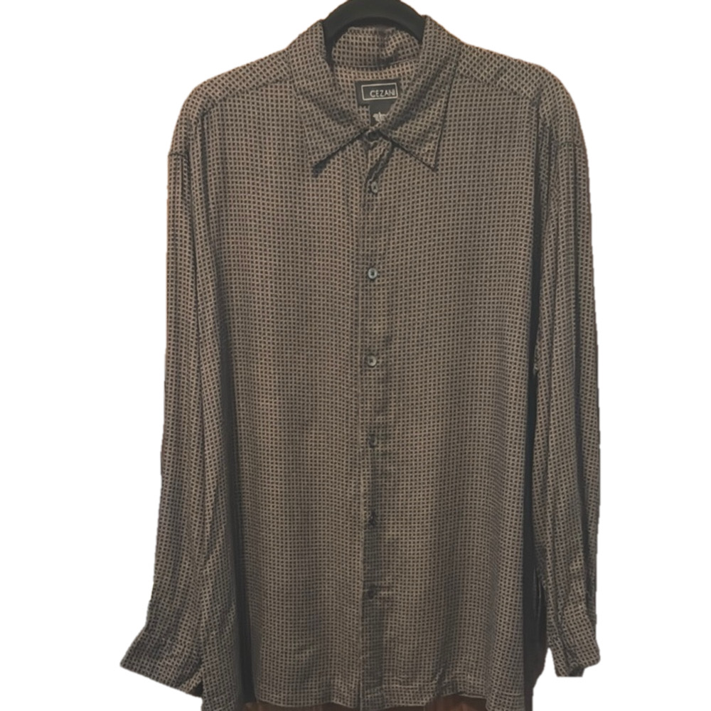 Cezani Black Long Sleeve Button-Down Shirt Untucked Style